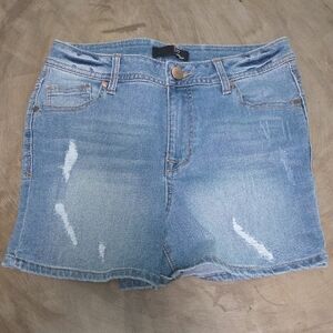 1822 Denim Light Blue Jean Shorts